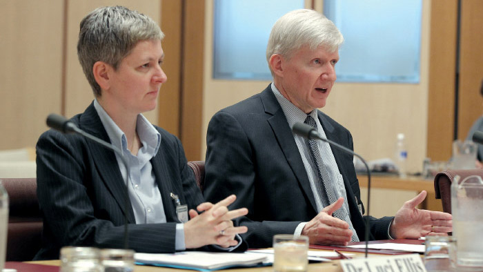 Head of Financial Stability Department, Luci Ellis (left), and Assistant Governor (Financial System), Malcolm Edey, at Parliament House, Canberra, addressing a hearing of the Senate Economics References Committee Inquiry into Affordable Housing, October 2014 (Photo: Alex Ellinghausen)
