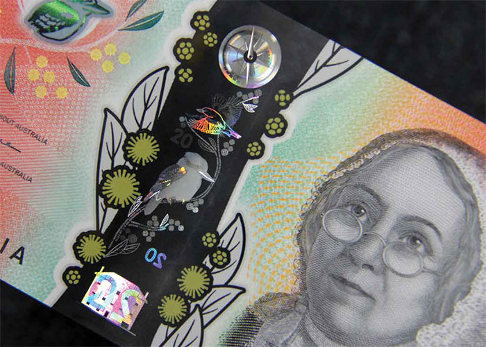 Close-up of the new $20
										banknote top-to-bottom window, February 2019