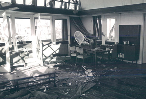 Residence of the Manager of the Darwin branch, following Cyclone Tracy, 1974. <br><br> <small>RBA Archives PN-009981</small>